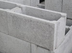Chyžbet debniaca betónová tvárnica 50x25x20cm